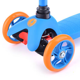 Самокат трёхколёсный ROCKET колёса PU, цвет оранжево-синий