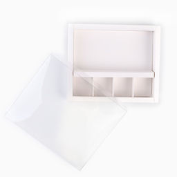 Цена за 5 шт. Коробка под 4 конфеты и шоколад с ячейками «Белая» 18.8 х 15.7 х 3 см