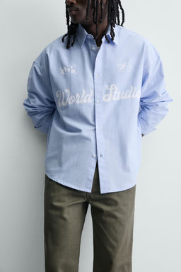 CAMISA BOXY FIT OXFORD TEXTO ESTAMPADO / Azul claro - Zara фото 5