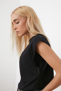 TRENDYOLMILLA Siyah %100 Pamuk Vatka Gorunumlu Basic Bisiklet Yaka Orme T-Shirt TWOSS20TS0021  фото 19