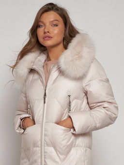 Пальто утепленное с капюшоном зимнее женское бежевого цвета 13305B - Visdeer фото 19