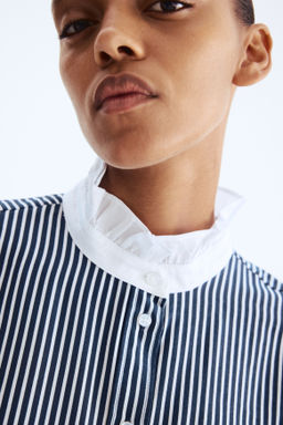 Blusa con cuello de volante - H&m фото 5