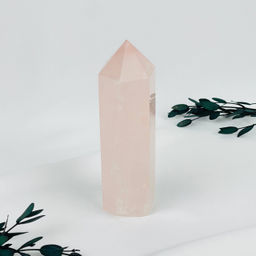 Кристалл из Розового кварца