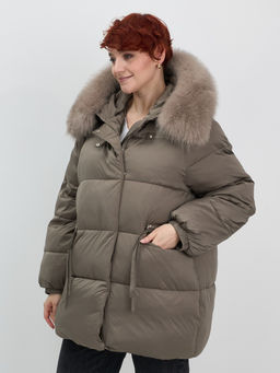 Куртка зимняя женская с мехом и капюшоном тренд коричневого цвета 7639K - Visdeer фото 4
