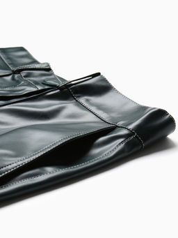 Брюки женские из экокожи MINAKU: Eco leather, зелёные, размер 50