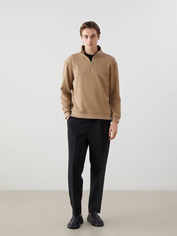 Dik Yaka Erkek Sweatshirt