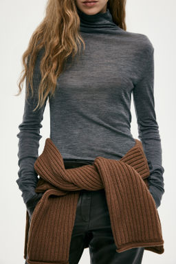 Top de lana con cuello alto - H&m фото 4