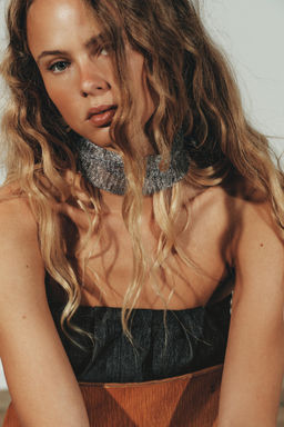 METAL MESH CHOKER NECKLACE