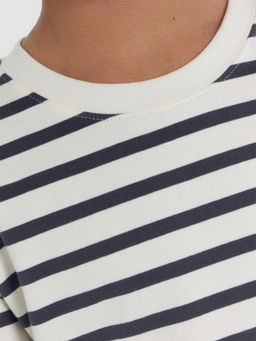 Лонгслив для мальчиков светло-молочный в графитовую полоску - Mark formelle фото 5