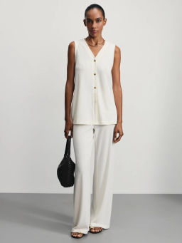 Трикотажный жилет в рубчик / Zarina  фото 2