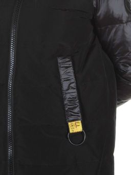 8186 BLACK Пальто женское с натуральным мехом Jarius