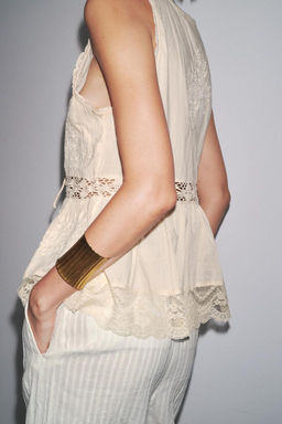 ZW COLLECTION EMBROIDERED ROMANTIC TOP - Zara фото 3