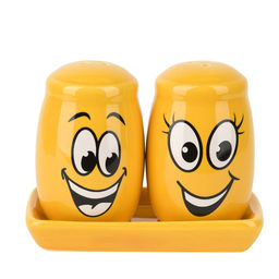 Набор для специй солонка/ перечница Smile 11*6*8,5см. (на керамической подставке) (керамика) (подарочная упаковка)