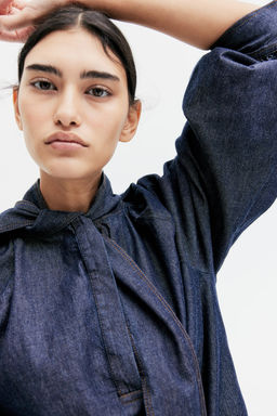 Vestido denim con lazada - H&m фото 3