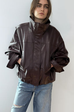 LEATHER EFFECT JACKET WITH PLEATS - Zara фото 3