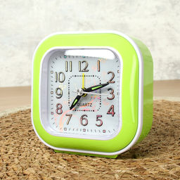 Будильник 10 см / XD901 /уп.100/ плавный ход/ подсветка экрана/ микс
