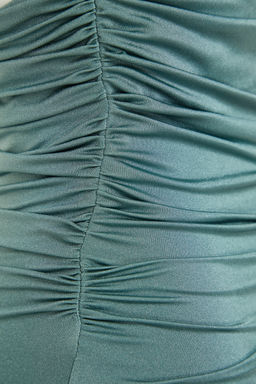 TRENDYOLMILLA Siyah V Yaka Toparlay?c? Regular Mayo TBESS24MA00073 фото 7