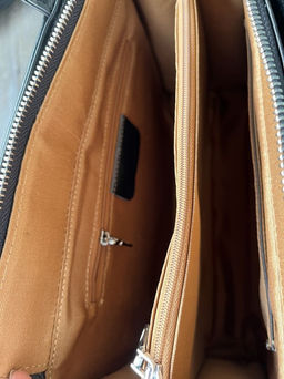 Женская кожаная каркасная сумка с ручками 1882-С Блек