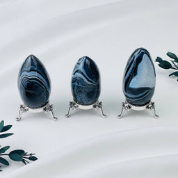 Яйцо из полосатого Агата