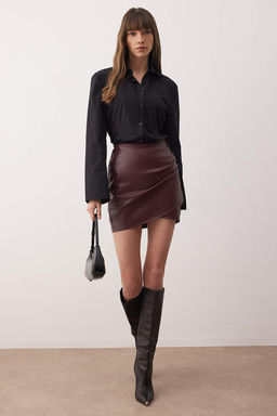 Ici Sardonlu Suni Deri Drapeli Yuksek Bel Vucuda Oturan Orme Etek TWOAW26ET00138