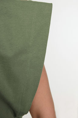 Haki %100 Pamuk Vatka Gorunumlu Basic Bisiklet Yaka Orme T-Shirt TWOSS20TS0021