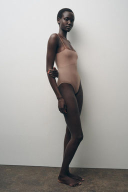 FITTED BODYSUIT WITH STITCHING - Zara фото 3