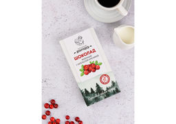 Шоколад молочный с карельской брусникой