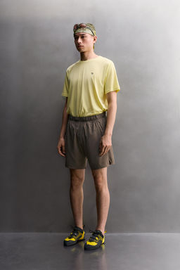 PANTALONES CORTOS ENTRENAMIENTO 9 / Marr?n oscuro