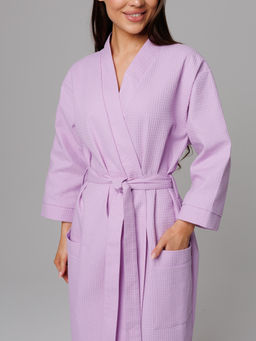 Женский укороченный вафельный халат с планкой сиреневый В-11 (18)