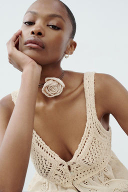 CONTRAST KNIT TOP WITH CUTWORK EMBROIDERY - Zara фото 4
