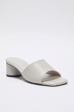Trendyol Shoes Ekru Kare Burun Kad?n Blok Topuklu Terlik TAKSS25TO00064 - Trendyolmilla фото 4