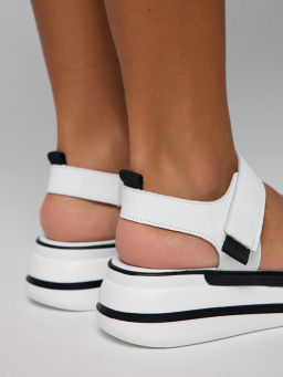 Сандалии жен. белые, 703641-7, н/кожа