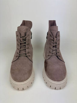 Ботинки 228.V.1541be.Капучино замша уценка