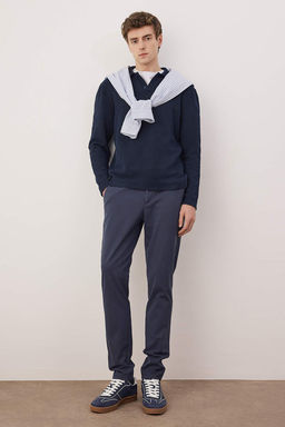 Lacivert Regular Fit Dokulu Rahat Erkek Pantolon TMNAW26PL00007