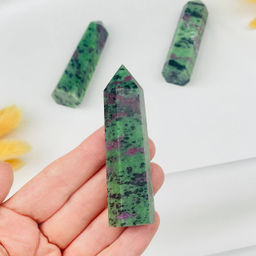 Кристалл из Цоизита