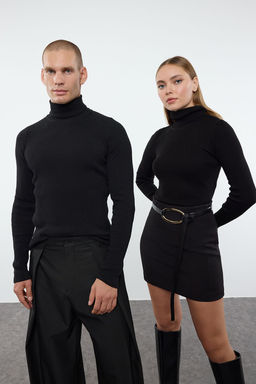 Siyah Couple Basic Bal?kc? Yaka Triko Kazak TWOAW21KZ1279