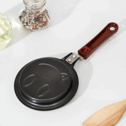 Сковорода мини фигурная Смайл (углеродистая сталь) D=12см арт.108187 /MALLONY/  фото 5