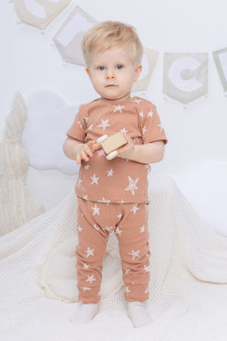 К 301156/маленькие звезды на св.коричневом, фуфайка