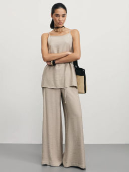 Широкие фактурные брюки из вискозы / Zarina