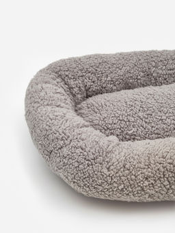 Лежанка для собак и кошек Уют, мягкий мех, 45 х 35 х 11 см, серая - Пижон фото 9