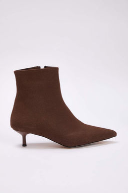 Kahverengi Suet Sivri Burun Bilekte Kitten Ince Topuklu Kad?n Bot TAKAW26BO00045 - Trendyolmilla фото 4