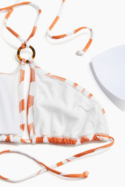 Top de bikini halter con relleno - H&m фото 5