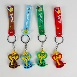 Брелок из резины Змейка с короной в ассортименте