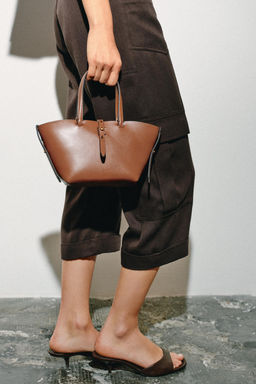 MINI SHOPPER CAPAZO / Tostado oscuro