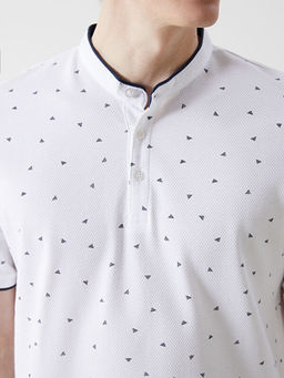 Hakim Yaka K?sa Kollu Desenli Erkek Ti??rt