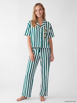 G?mlek Yaka ?izgili Kad?n Pijama Tak?m?