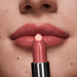 Глянцевая губная помада «СуперУвлажнение» Make up + Care