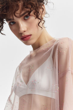 Футболка оверсайз из эластичной сетки со стеклярусом