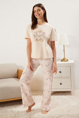 Trendyolmilla Ac?k Pudra %100 Pamuklu Ay?c?kl? Kalpli Orme Pijama Tak?m? THMSS25PT00206