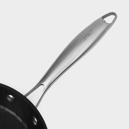 Сковорода Magistro Rock Stone, d=22 см, h=4.3 см, кованый алюминий, антипригарное покрытие, индукция, чёрная фото 4